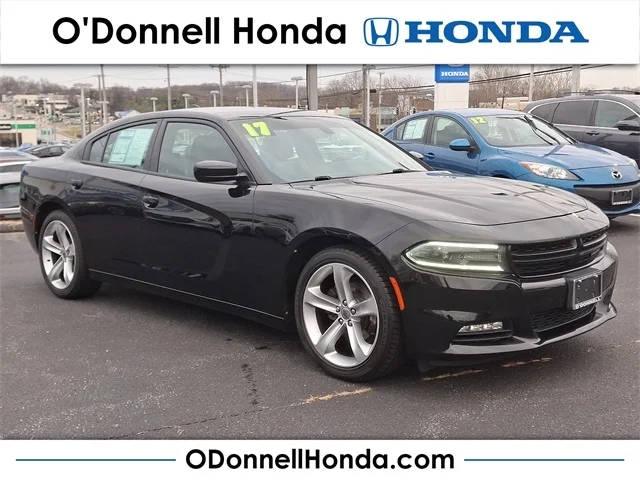 2017 Dodge Charger SXT RWD photo