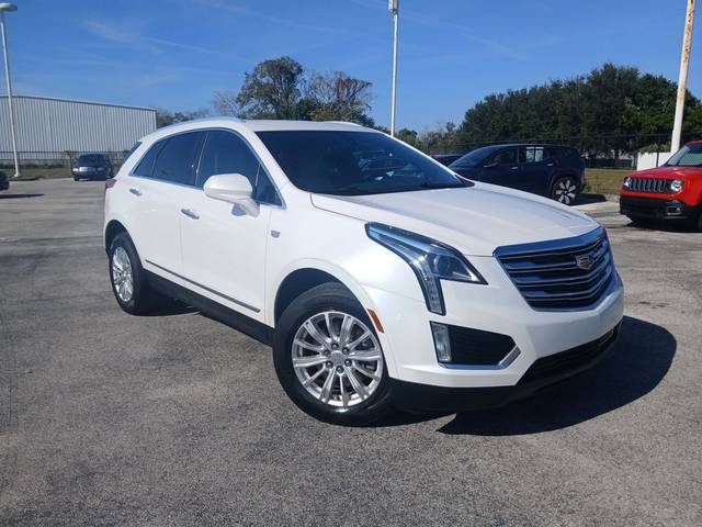 2017 Cadillac XT5 FWD FWD photo