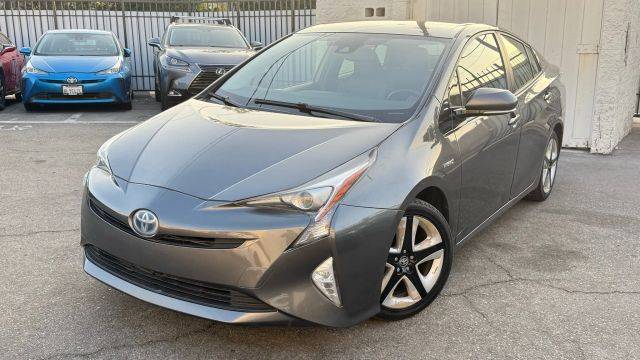 2017 Toyota Prius Four Touring FWD photo