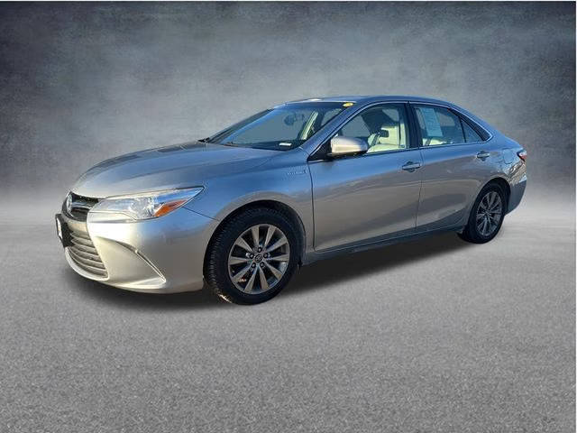 2017 Toyota Camry Hybrid XLE FWD photo
