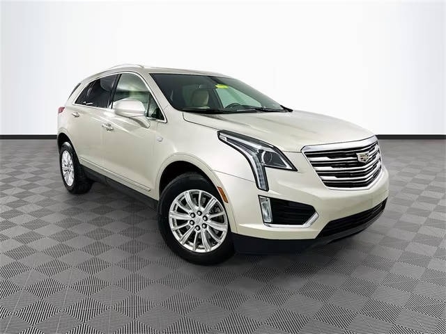 2017 Cadillac XT5 FWD FWD photo