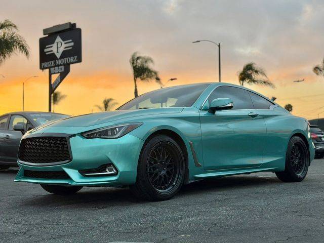 2017 Infiniti Q60 2.0T RWD photo