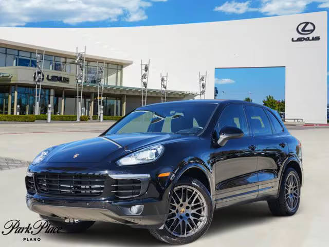 2017 Porsche Cayenne Platinum Edition AWD photo