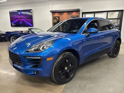 2017 Porsche Macan S AWD photo