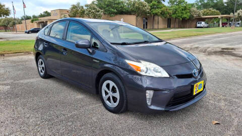 2015 Toyota Prius Two FWD photo