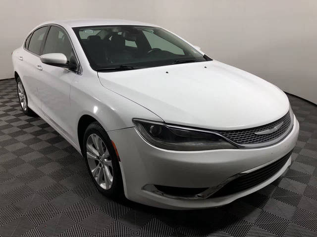 2017 Chrysler 200 Limited Platinum FWD photo