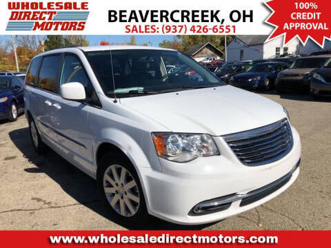 2016 Chrysler Town and Country Touring FWD photo