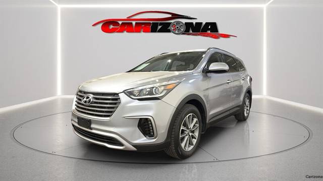 2017 Hyundai Santa Fe SE FWD photo