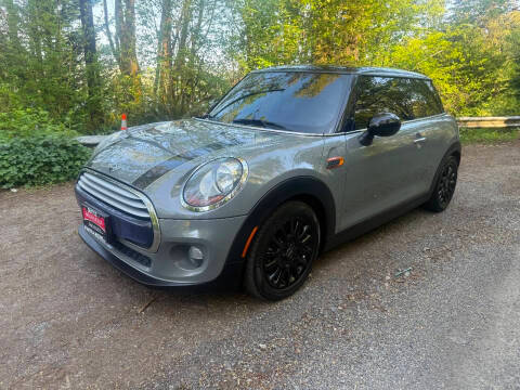 2015 MINI Hardtop 2 Door  FWD photo