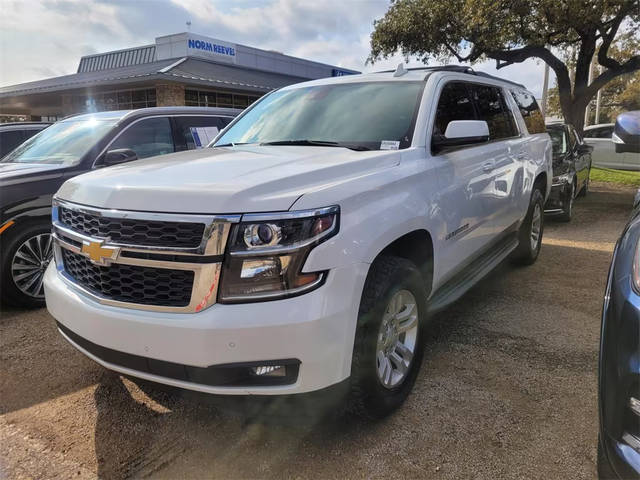 2016 Chevrolet Suburban LT RWD photo