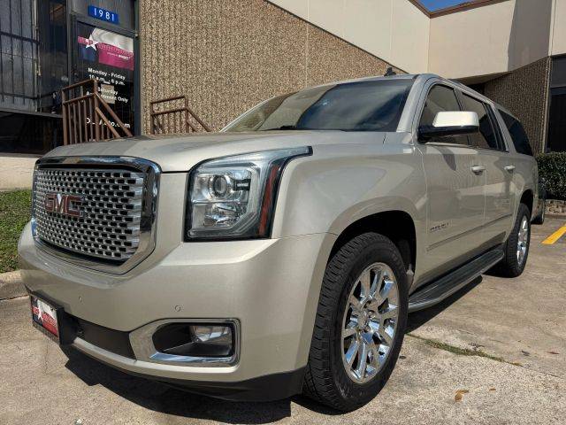 2015 GMC Yukon XL Denali 4WD photo