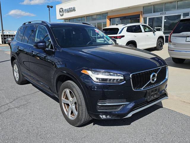 2017 Volvo XC90 Momentum AWD photo