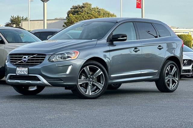 2017 Volvo XC60 Dynamic AWD photo