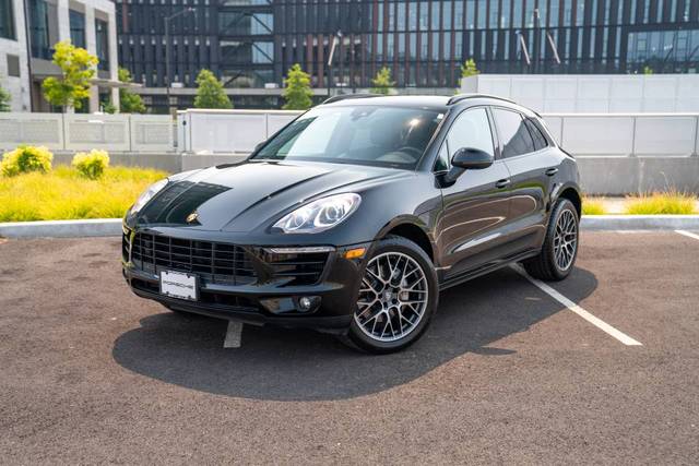 2017 Porsche Macan S AWD photo