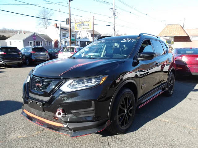 2017 Nissan Rogue SV AWD photo