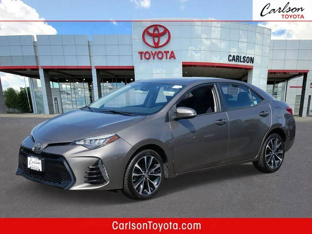 2017 Toyota Corolla SE FWD photo