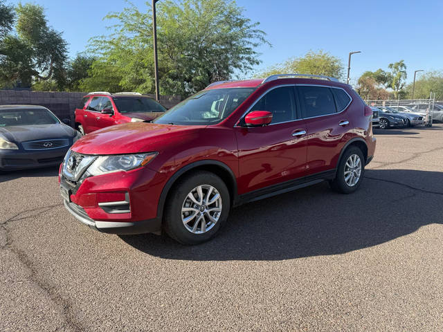 2017 Nissan Rogue SV FWD photo