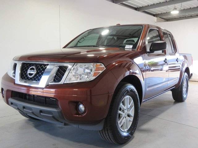 2017 Nissan Frontier SV V6 RWD photo