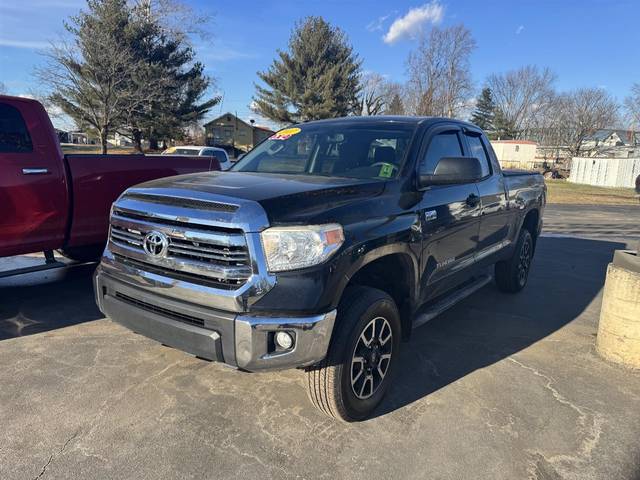 2017 Toyota Tundra SR5 4WD photo