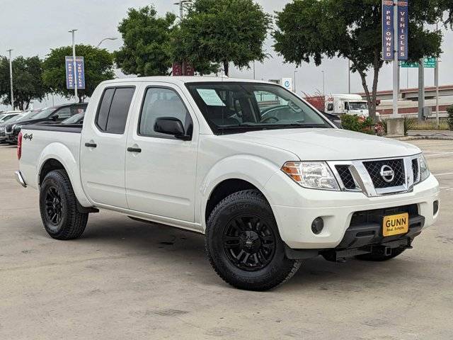 2017 Nissan Frontier SV V6 4WD photo