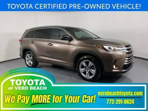 2017 Toyota Highlander Limited FWD photo