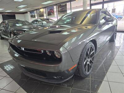 2017 Dodge Challenger R/T Plus RWD photo