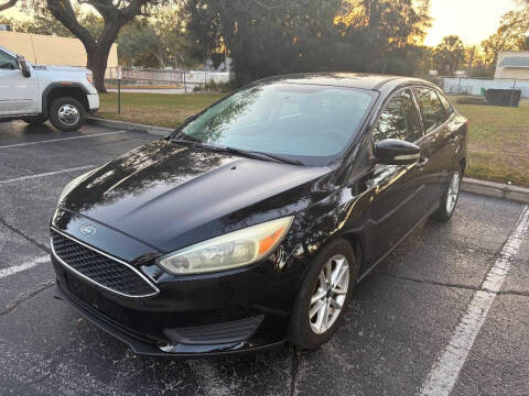 2017 Ford Focus SE FWD photo