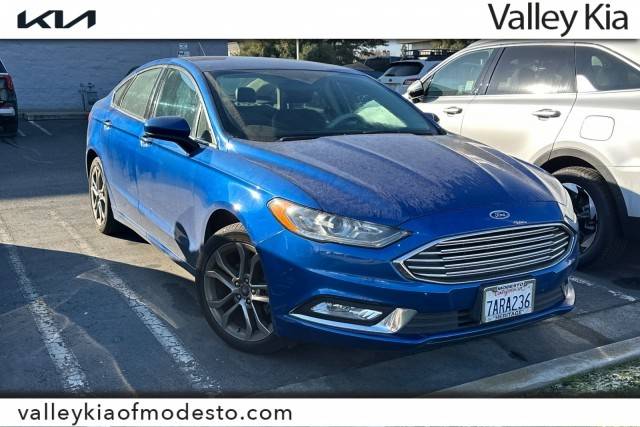 2017 Ford Fusion SE FWD photo