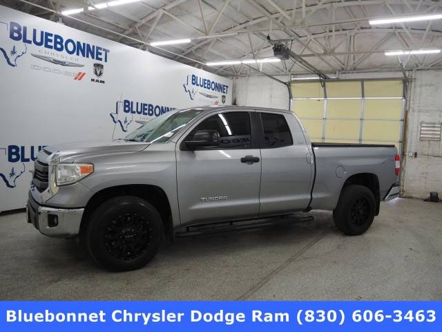 2017 Toyota Tundra SR5 RWD photo