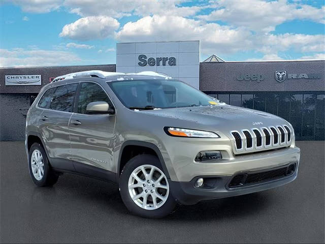 2017 Jeep Cherokee Latitude 4WD photo