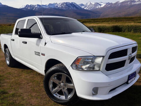 2017 Ram 1500 Express 4WD photo