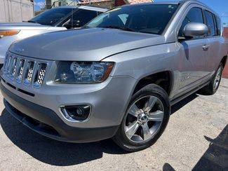 2017 Jeep Compass Latitude FWD photo