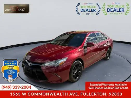 2017 Toyota Camry SE FWD photo