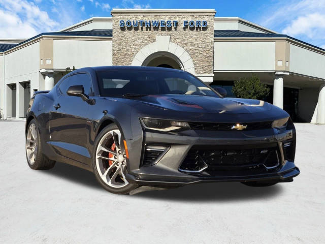 2017 Chevrolet Camaro 2SS RWD photo