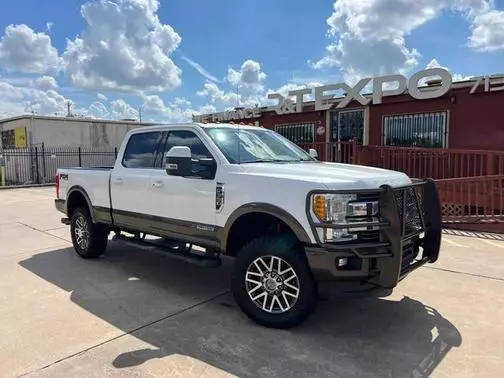 2017 Ford F-350 Super Duty King Ranch 4WD photo