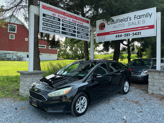 2017 Ford Focus SE FWD photo