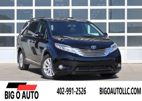 2017 Toyota Sienna Limited AWD photo