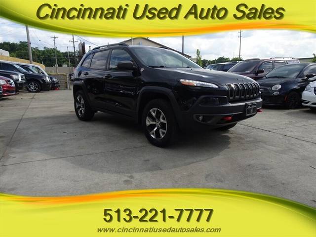 2015 Jeep Cherokee Trailhawk 4WD photo