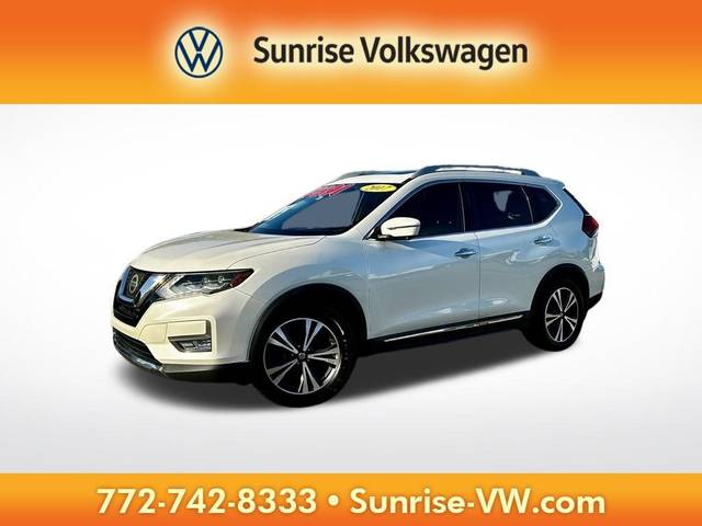 2017 Nissan Rogue SL FWD photo