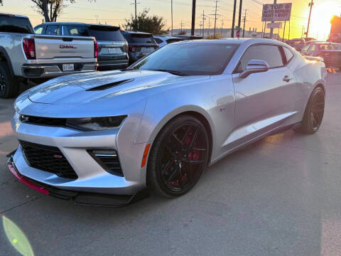 2017 Chevrolet Camaro 2SS RWD photo