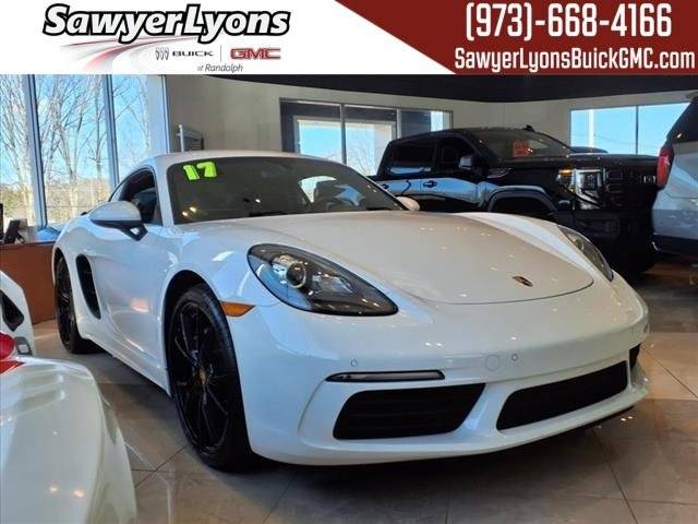 2017 Porsche Cayman  RWD photo