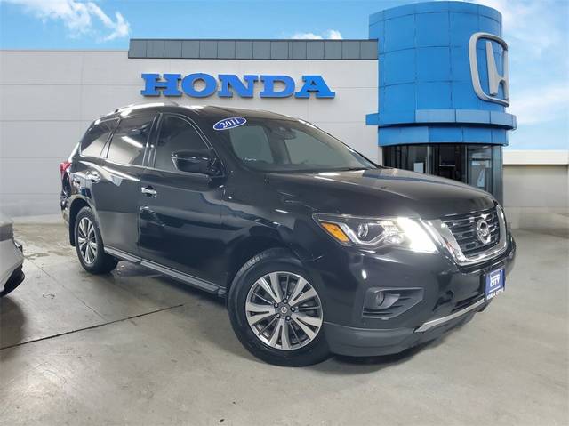 2017 Nissan Pathfinder SV 4WD photo