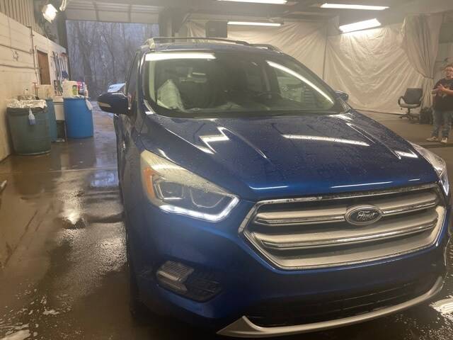 2017 Ford Escape Titanium 4WD photo