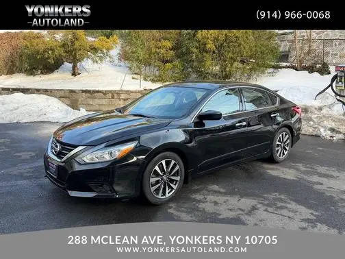 2017 Nissan Altima 2.5 SV FWD photo