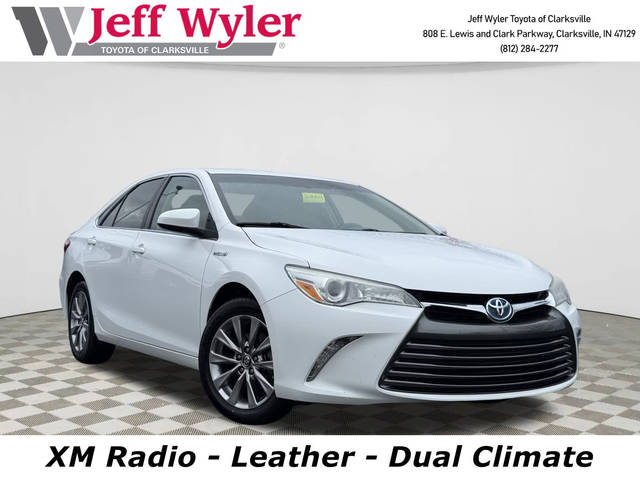 2017 Toyota Camry Hybrid LE FWD photo