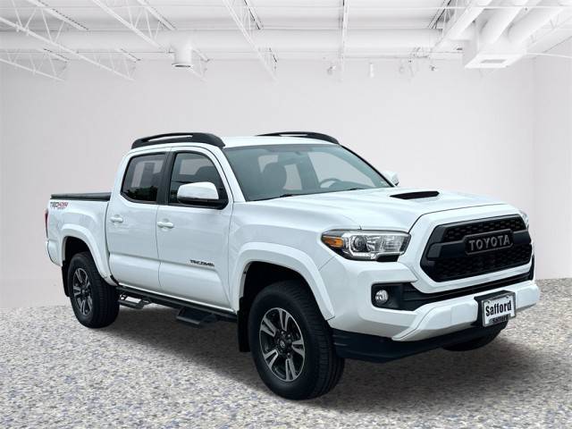 2017 Toyota Tacoma TRD Sport 4WD photo