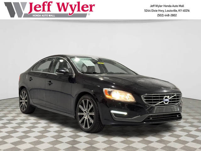 2017 Volvo S60 Inscription AWD photo