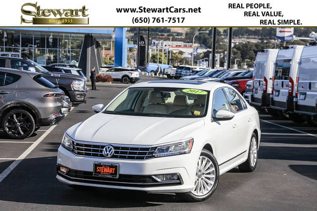 2017 Volkswagen Passat 1.8T SE FWD photo