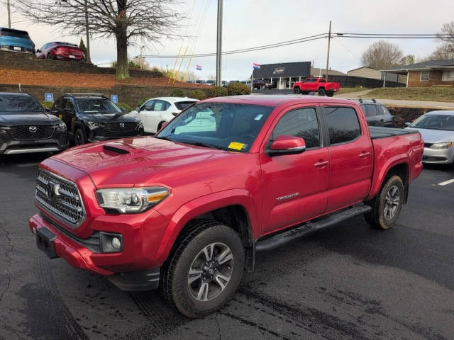 2017 Toyota Tacoma TRD Sport 4WD photo