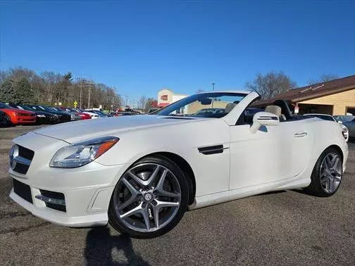 2015 Mercedes-Benz SLK-Class SLK 350 RWD photo